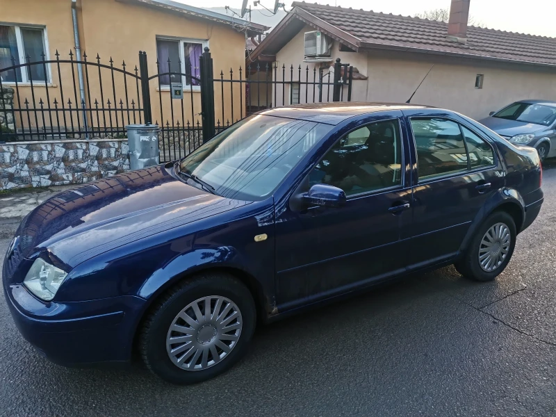 VW Bora 2.0i 162000км, снимка 2 - Автомобили и джипове - 48606592