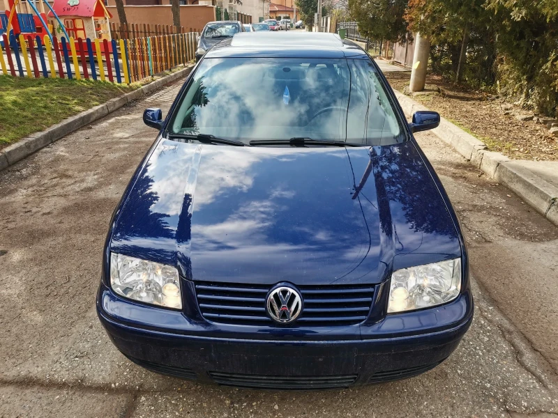 VW Bora 2.0i 162000км Окончателна цена! , снимка 7 - Автомобили и джипове - 48606592