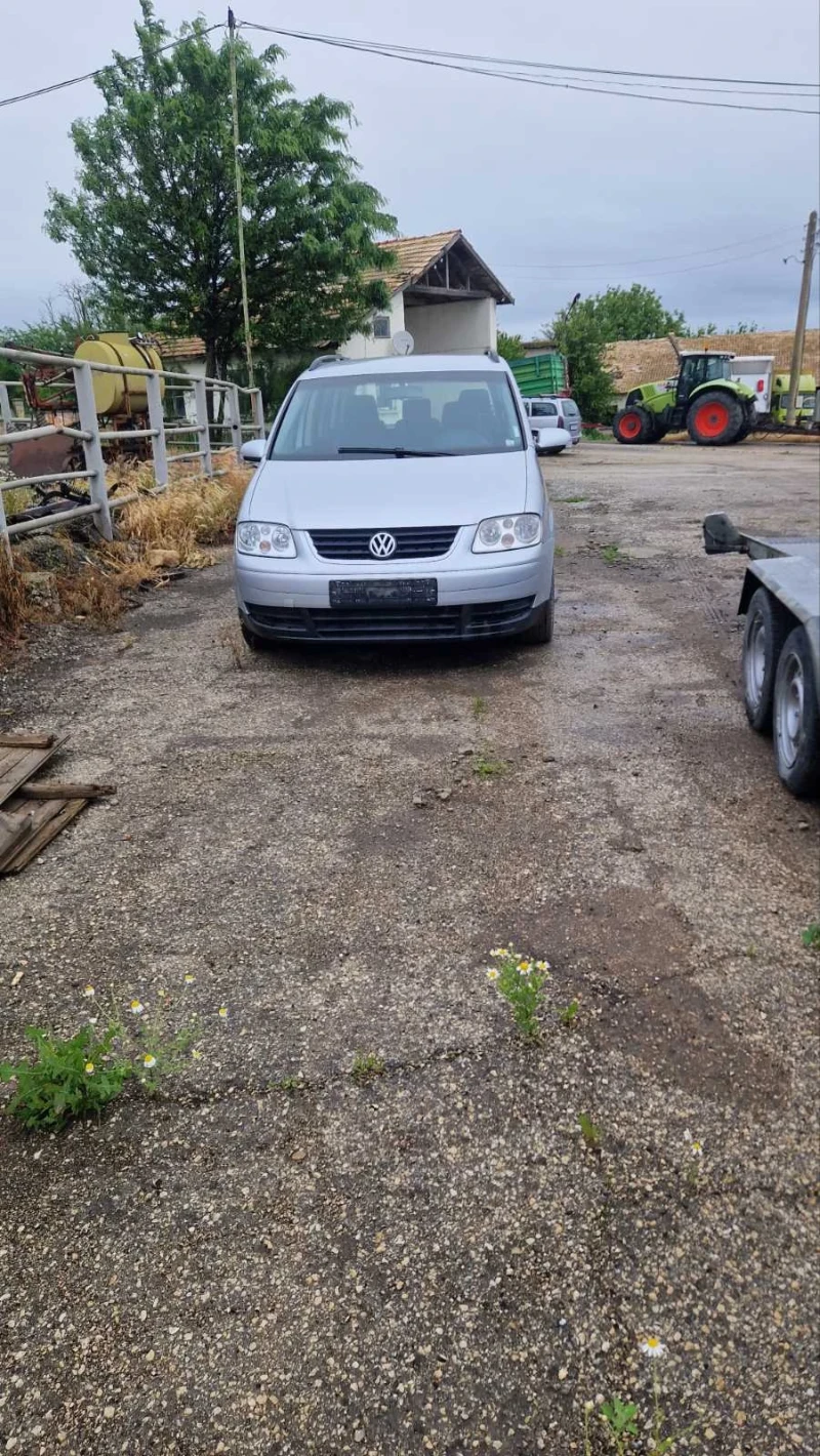 VW Touran 2.0 TDi 136hp На части , снимка 7 - Автомобили и джипове - 50575773