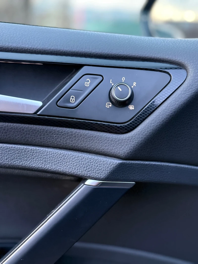 VW Golf 1.4 TSI 140kc., снимка 14 - Автомобили и джипове - 52593903