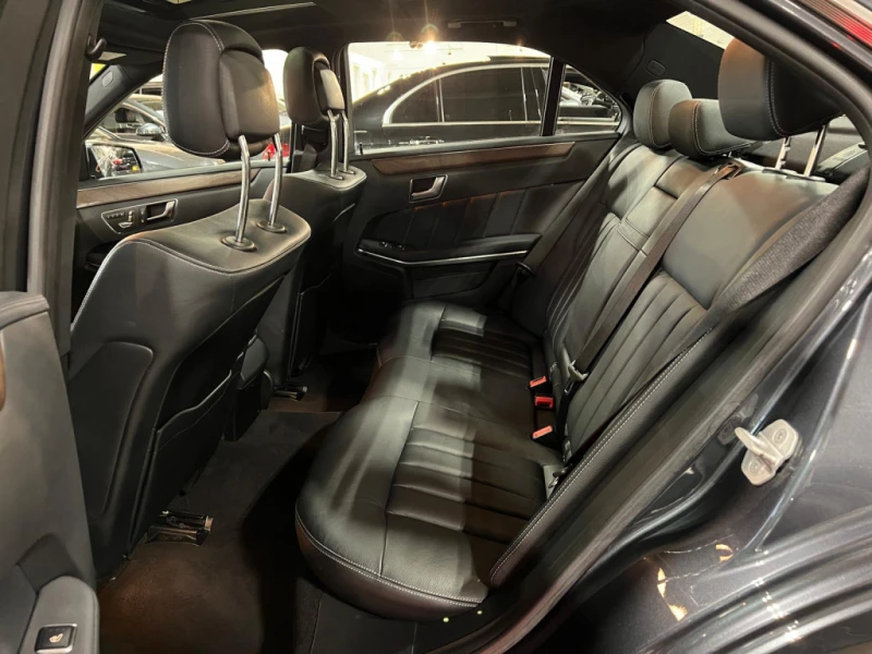 Mercedes-Benz E 400 4Matic, снимка 9 - Автомобили и джипове - 52807112