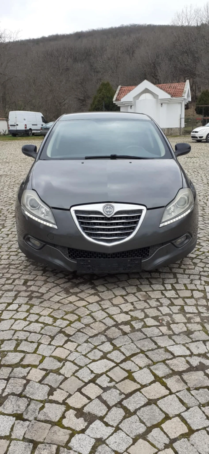 Lancia Delta Multijet, снимка 3 - Автомобили и джипове - 53445845