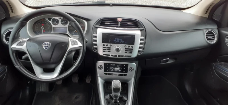 Lancia Delta Multijet, снимка 7 - Автомобили и джипове - 53445845