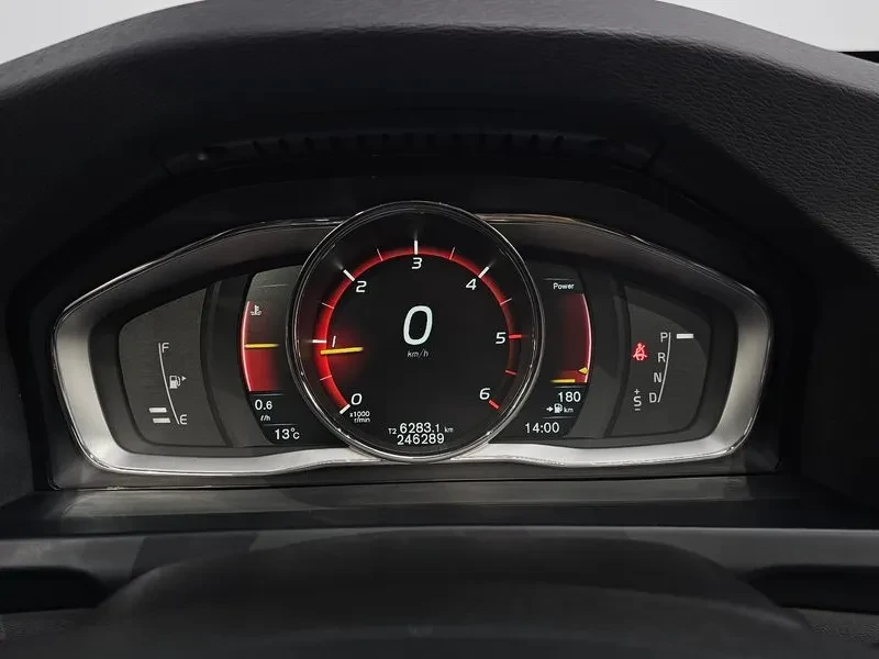 Volvo S60, снимка 8 - Автомобили и джипове - 54326562