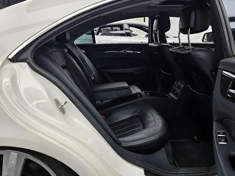 Mercedes-Benz CLS, снимка 12 - Автомобили и джипове - 55783621