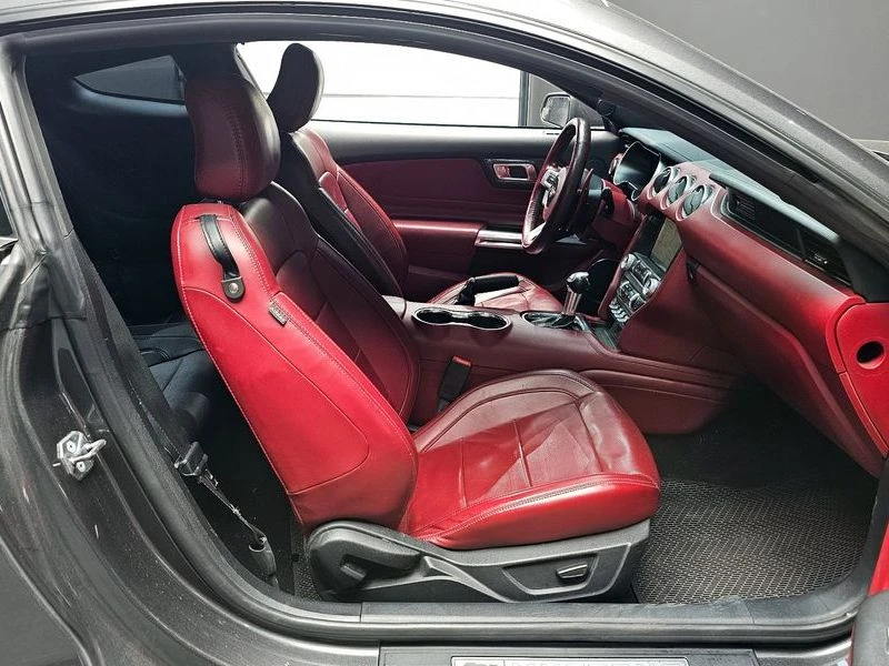 Ford Mustang 2.3 H Automatic, снимка 10 - Автомобили и джипове - 55954014
