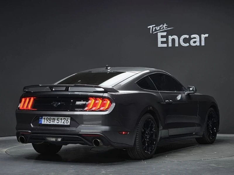 Ford Mustang 2.3 H Automatic, снимка 2 - Автомобили и джипове - 55954014