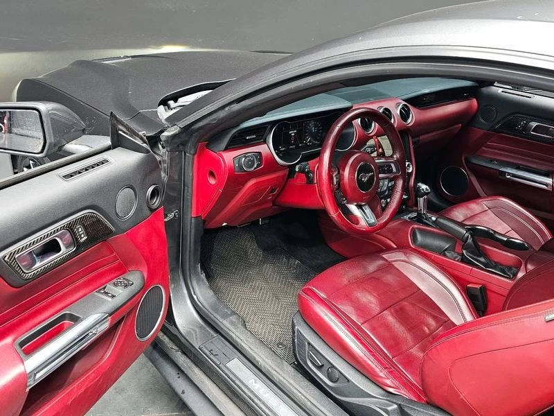 Ford Mustang 2.3 H Automatic, снимка 11 - Автомобили и джипове - 55954014