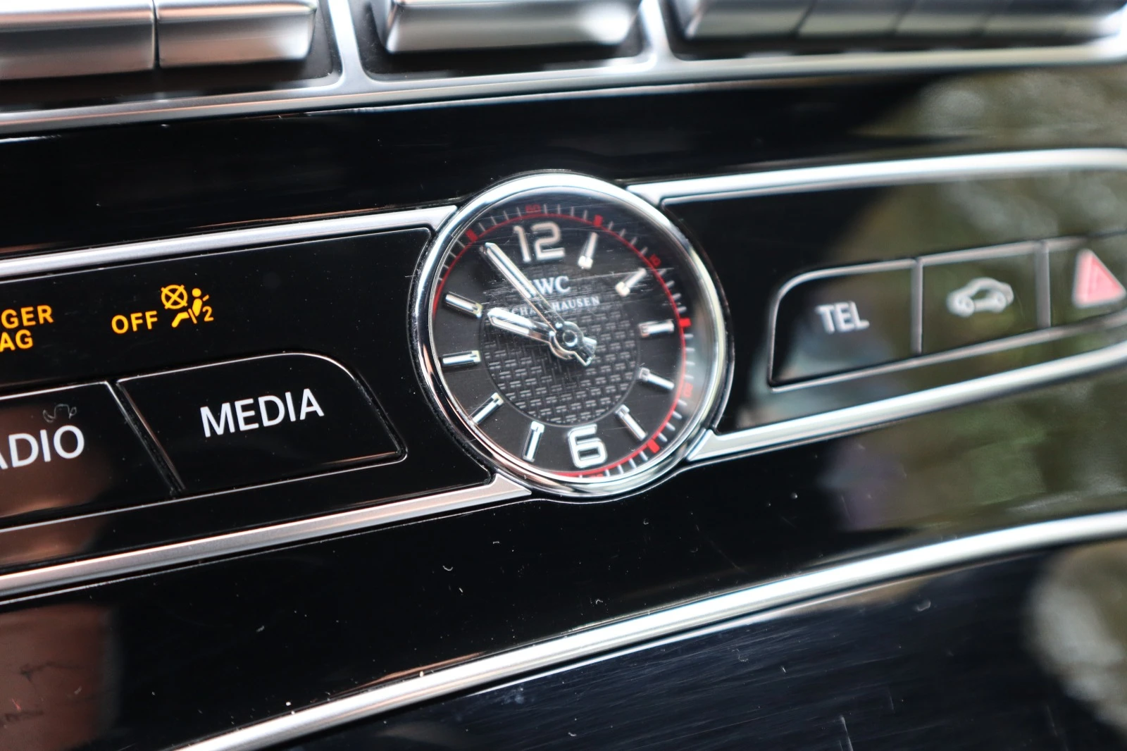 Mercedes-Benz E 63 AMG 4Matic/ Avantgarde /Kamera /Navi/MEMORY/Burmester | Mobile.bg   13