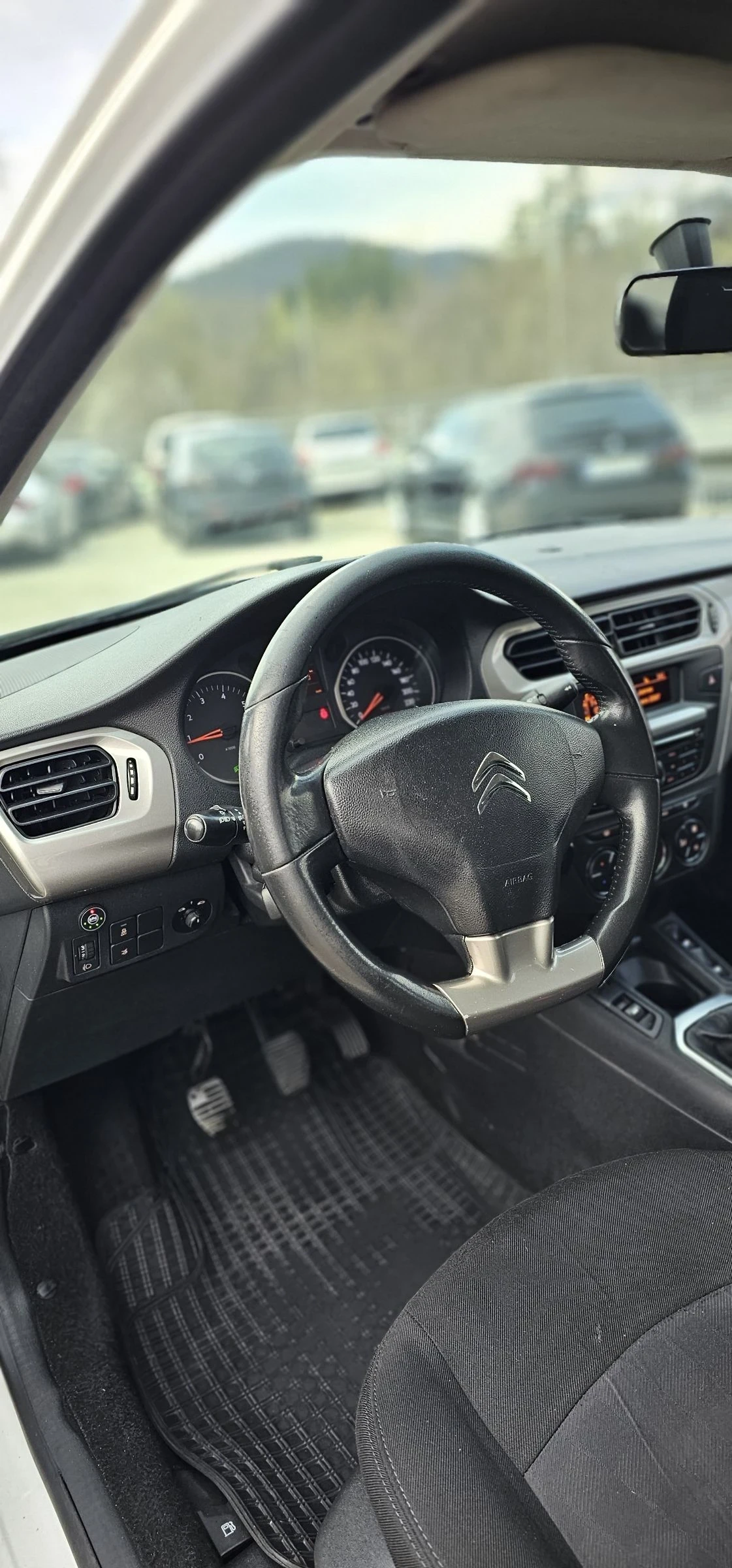 Citroen C-Elysee 1.6i Заводска Газ -10.2016г | Mobile.bg — изображение 12