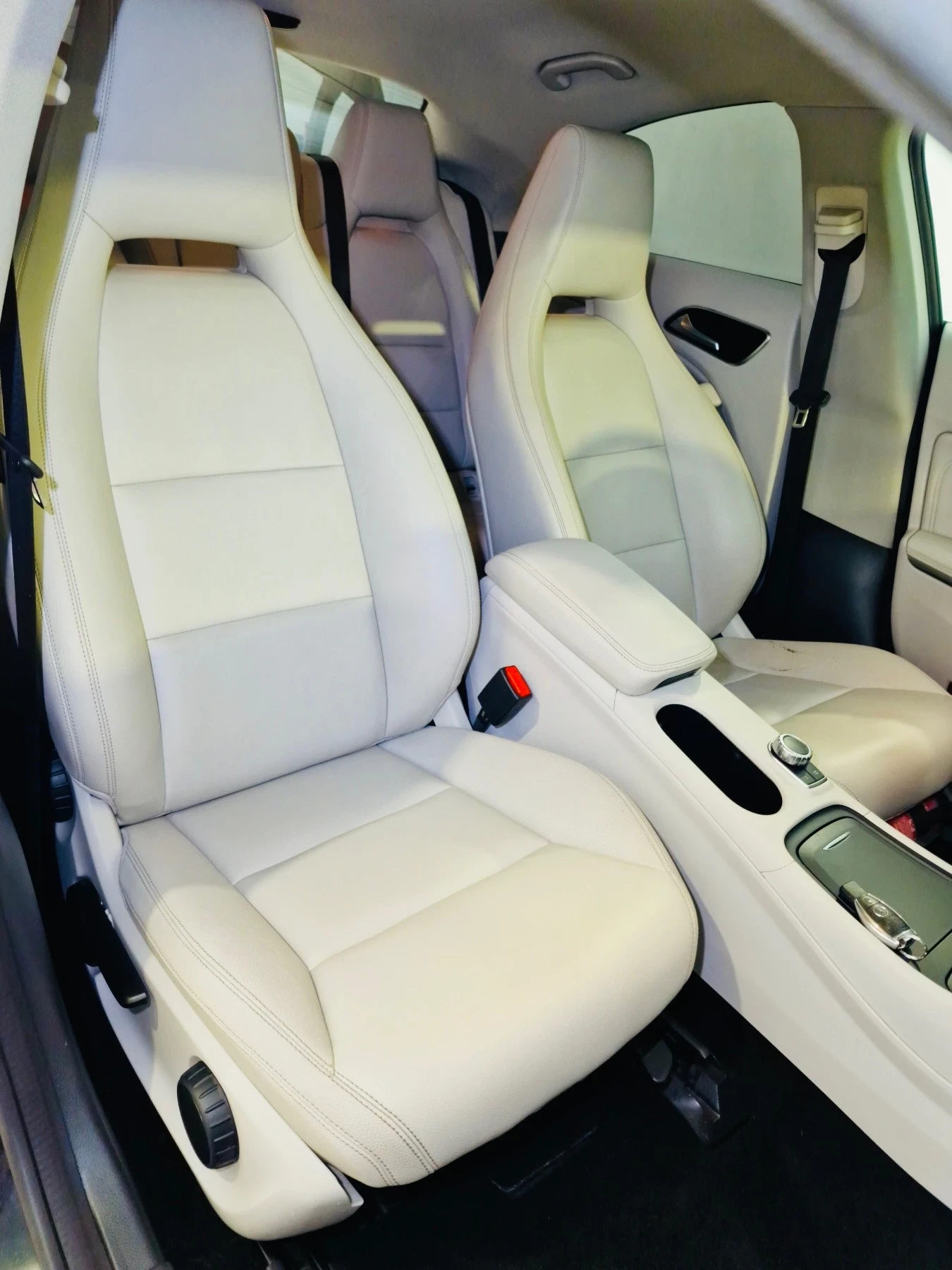 Mercedes-Benz CLA 200 | Mobile.bg   15