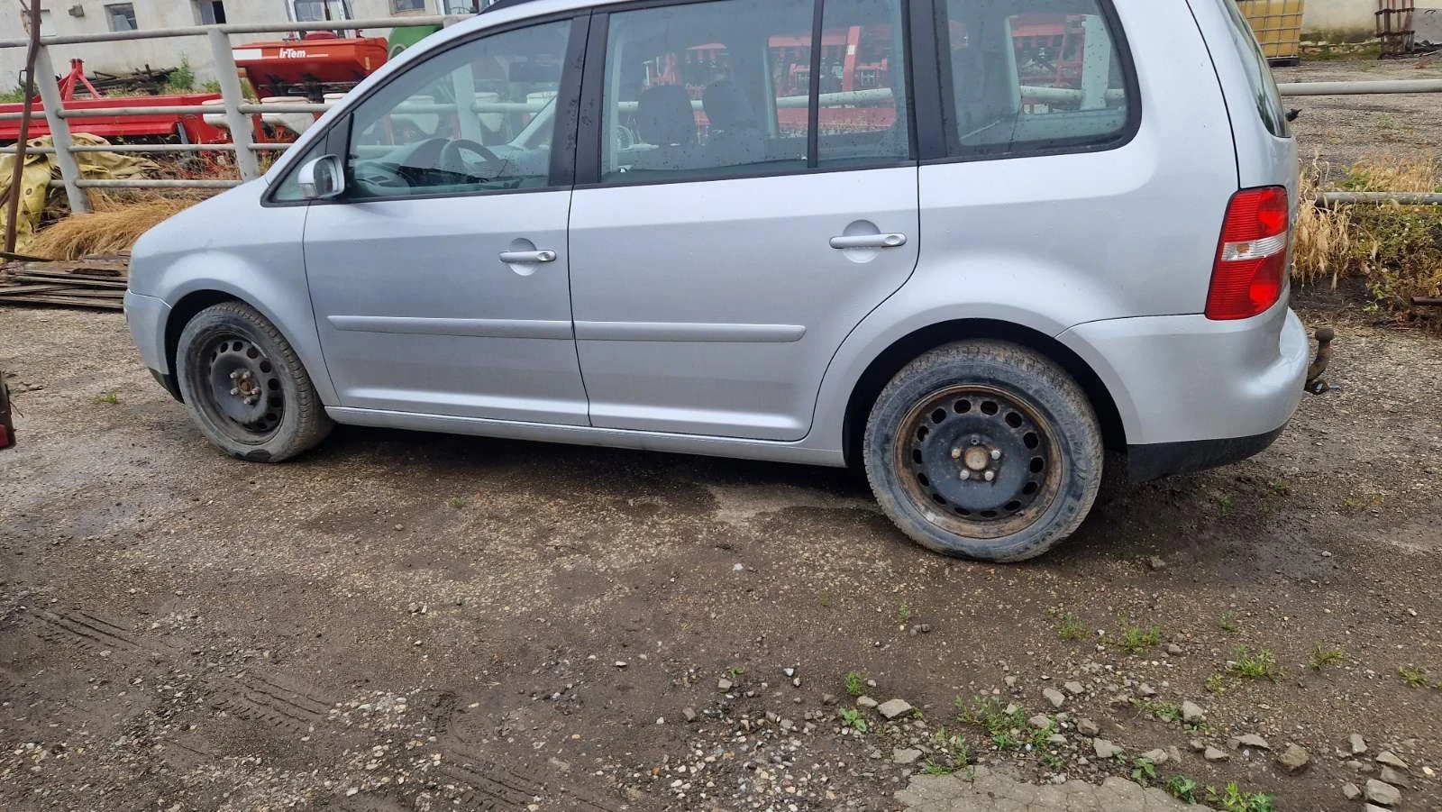 VW Touran 2.0 TDi 136hp На части  - изображение 5