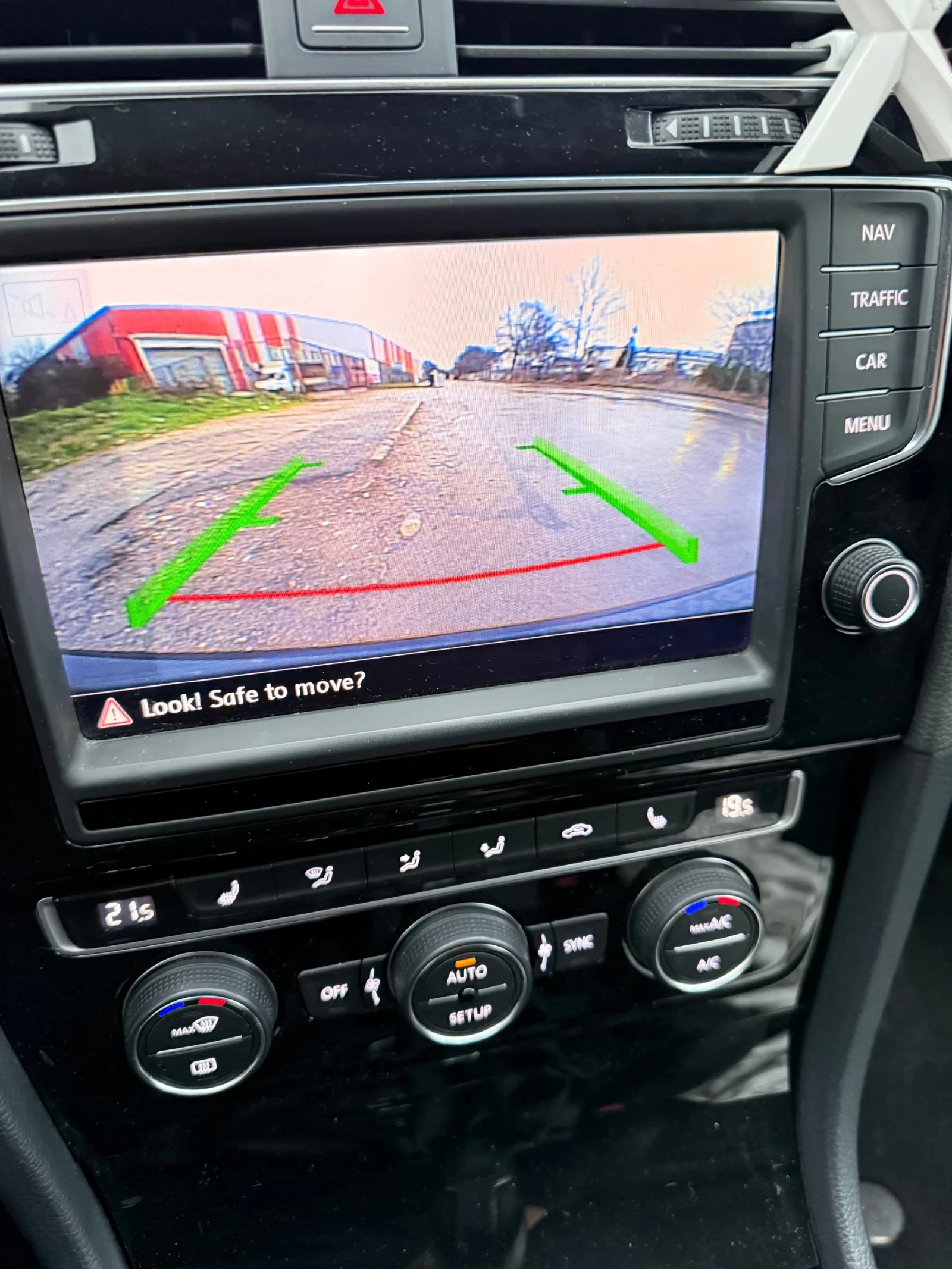 VW Golf 1.4 TSI 140kc. - изображение 9