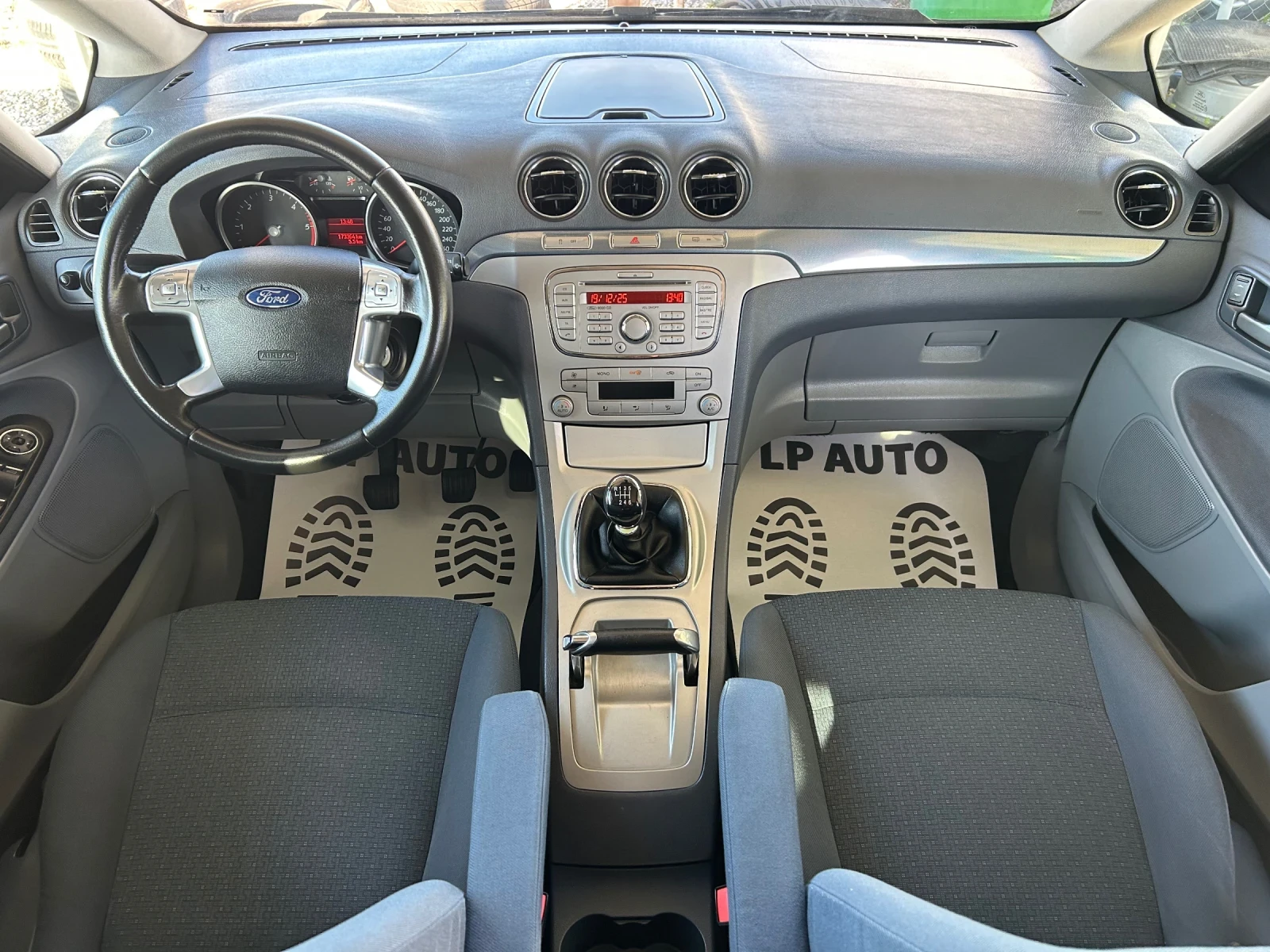 Ford Galaxy * 2.0d* 140к.с* 7местен*  - изображение 9