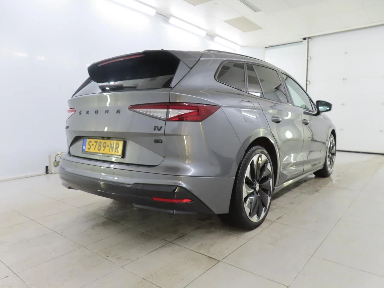 Skoda Enyaq IV80 SPORTLINE 82KWH FULL - изображение 2