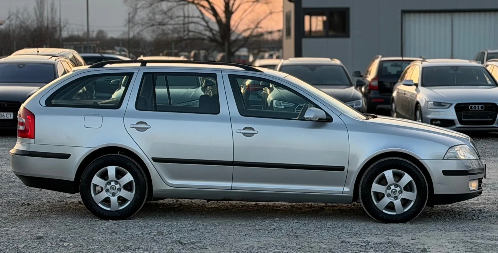 Skoda Octavia 1.9TDi 105к.с * DSG* * Климатроник* , снимка 8 - Автомобили и джипове - 53830932