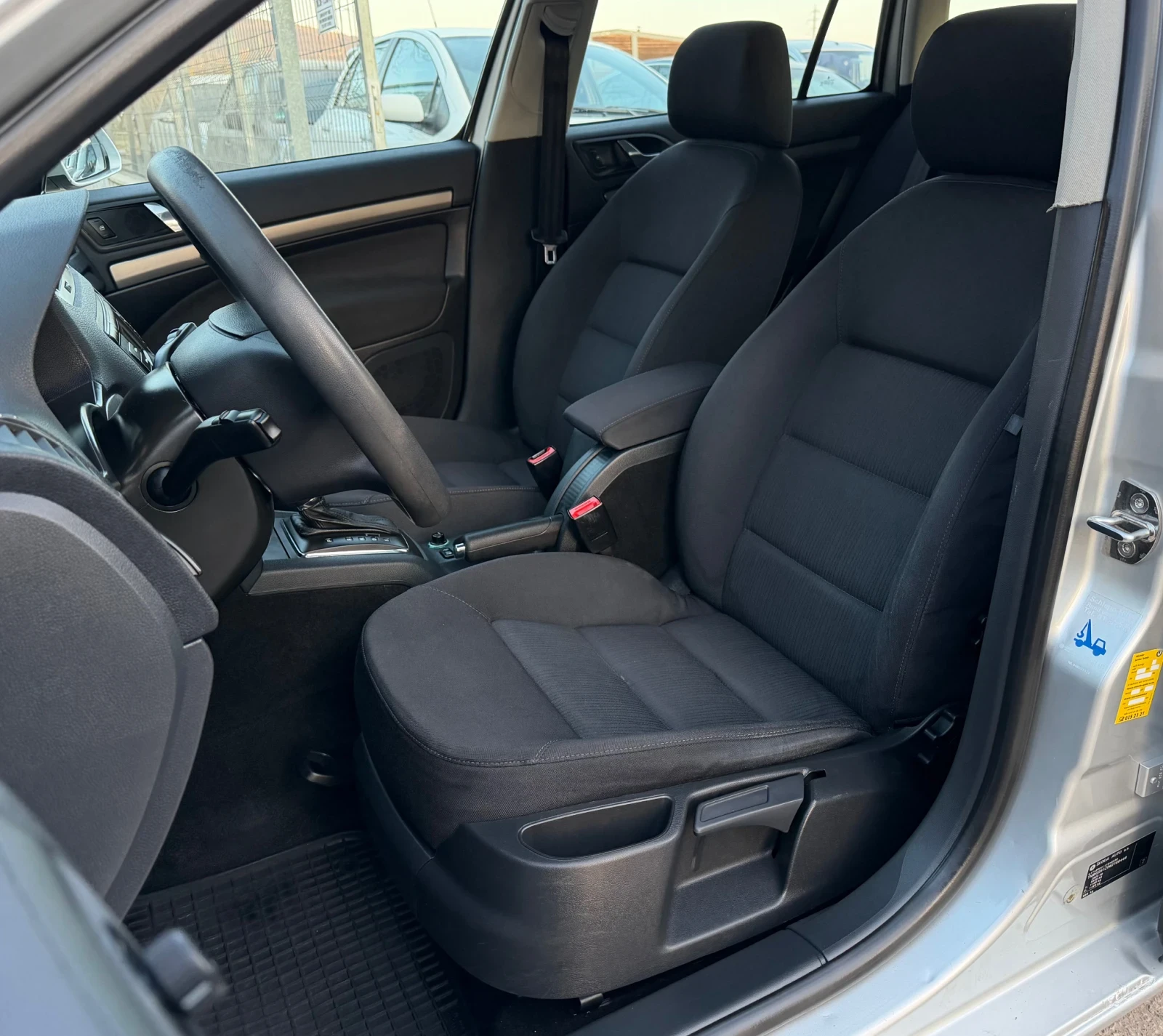 Skoda Octavia 1.9TDi 105к.с * DSG* * Климатроник* , снимка 12 - Автомобили и джипове - 53830932