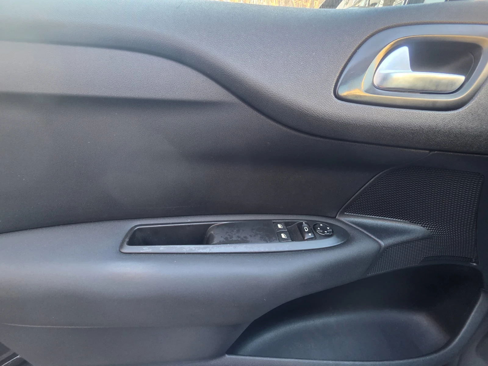 Citroen C4, снимка 2 - Автомобили и джипове - 53835238