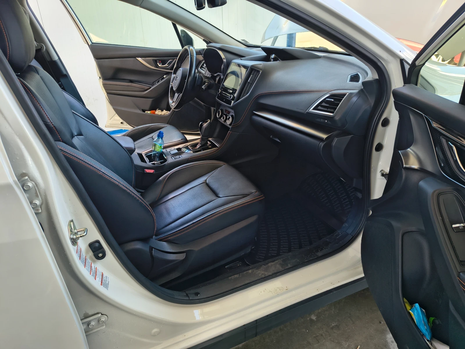 Subaru XV, снимка 14 - Автомобили и джипове - 54628411