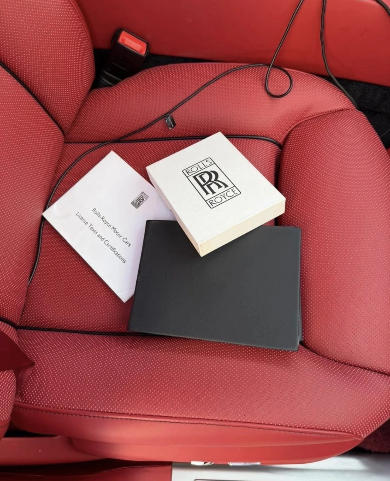 Rolls-Royce Ghost, снимка 4 - Автомобили и джипове - 54258841