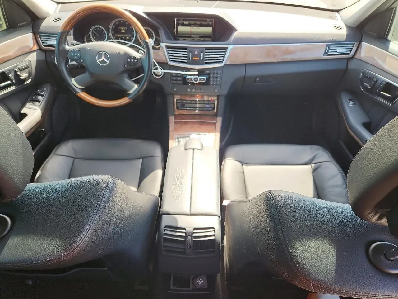 Mercedes-Benz E 350, снимка 8 - Автомобили и джипове - 54411739