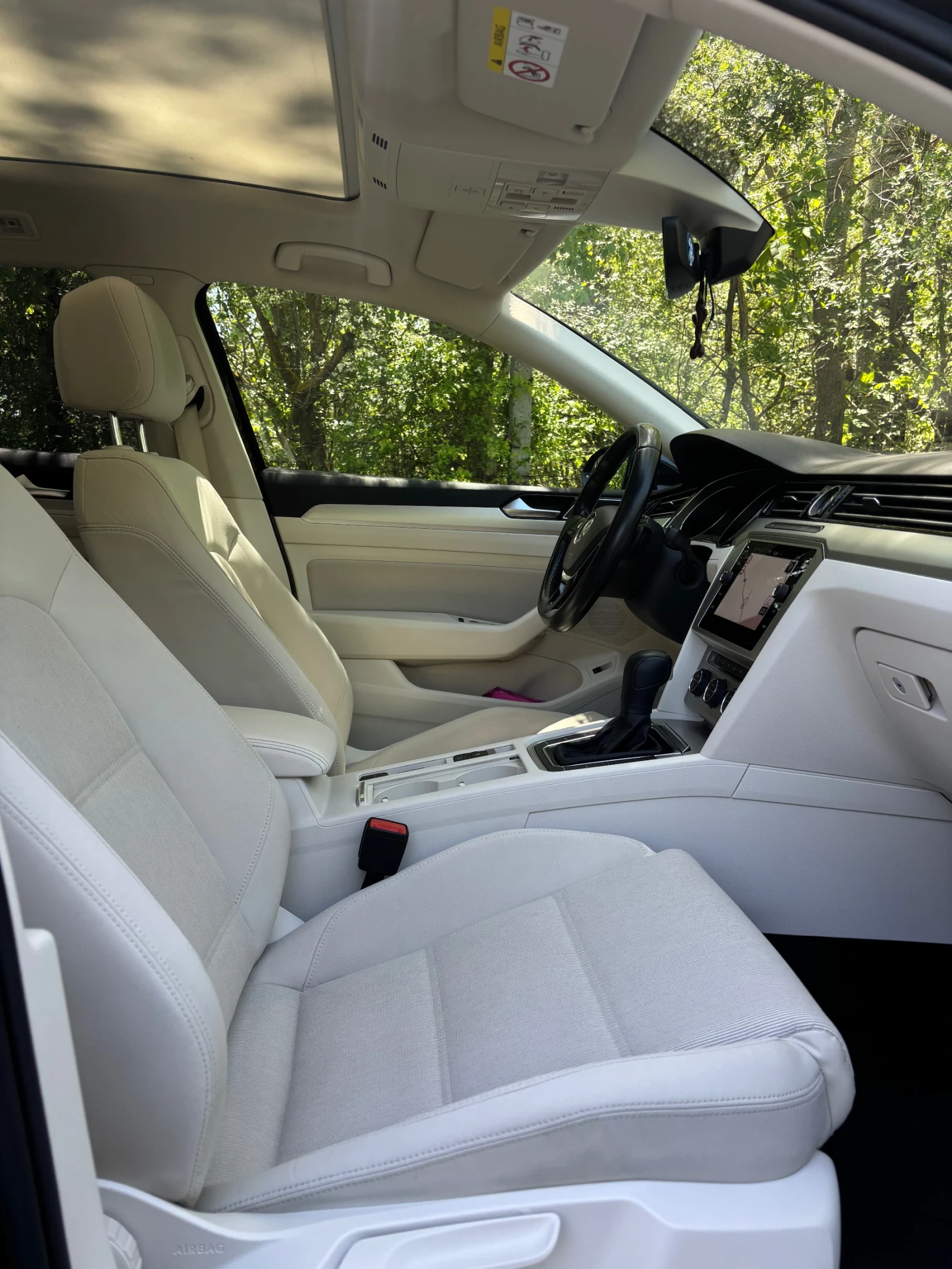 VW Passat Variant DSG, CL, Панорама, ACC, Сервизна история, снимка 6 - Автомобили и джипове - 54421558