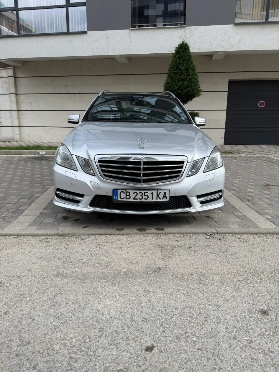 Mercedes-Benz E 350 4MATIC 265 к.с., снимка 3 - Автомобили и джипове - 54886256