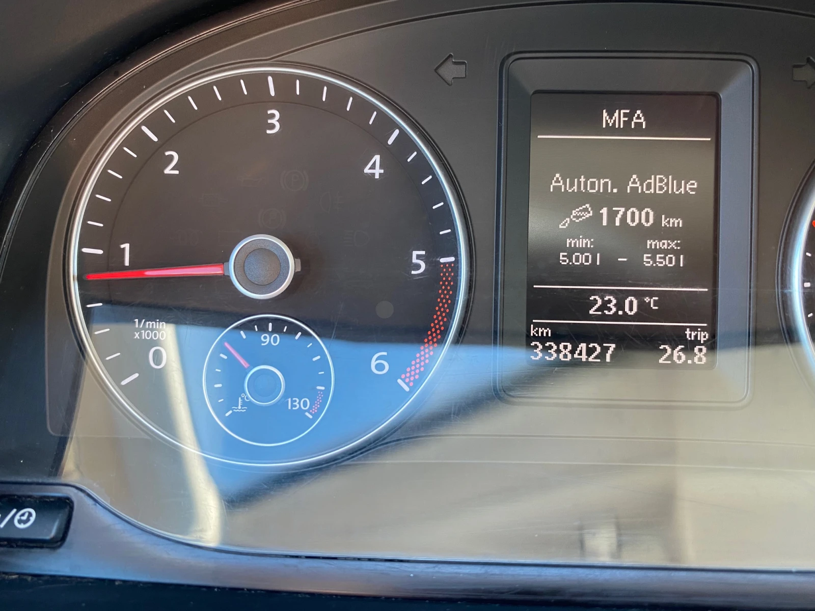 VW Caddy 2.0 tdi - 102 к.с. DSG - ДЪЛГА БАЗА, снимка 12 - Автомобили и джипове - 54929730