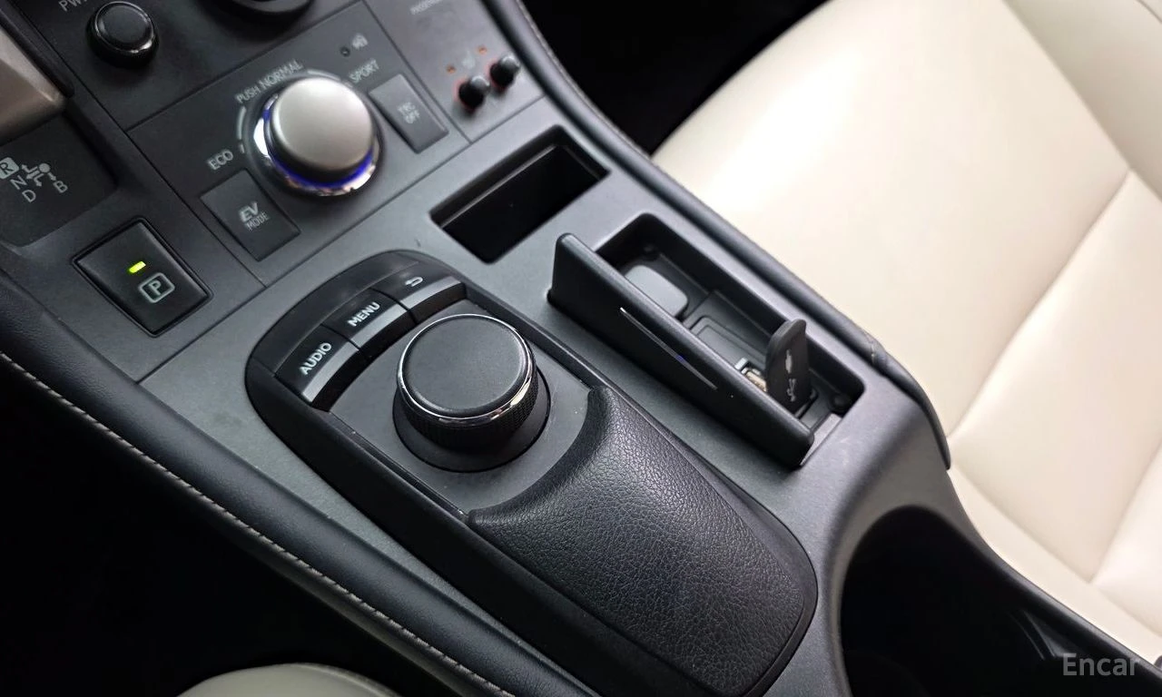 Lexus CT 200h 1.8* SUPREME* ПОДГРЕВ* , снимка 7 - Автомобили и джипове - 54958190