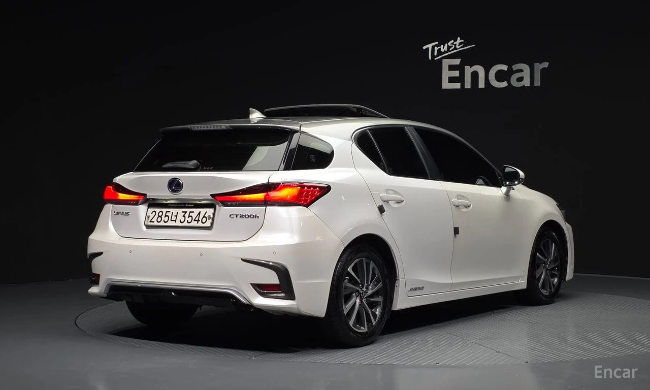 Lexus CT 200h 1.8* SUPREME* ПОДГРЕВ* , снимка 2 - Автомобили и джипове - 54958190
