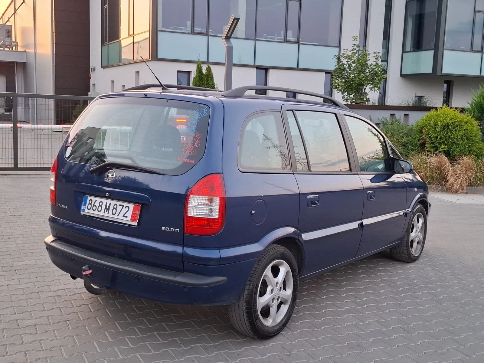 Opel Zafira 2.0DTI* (101кс)* 7-МЕСTEH* FACELIFT* НОВ ВНОС* , снимка 13 - Автомобили и джипове - 55667585