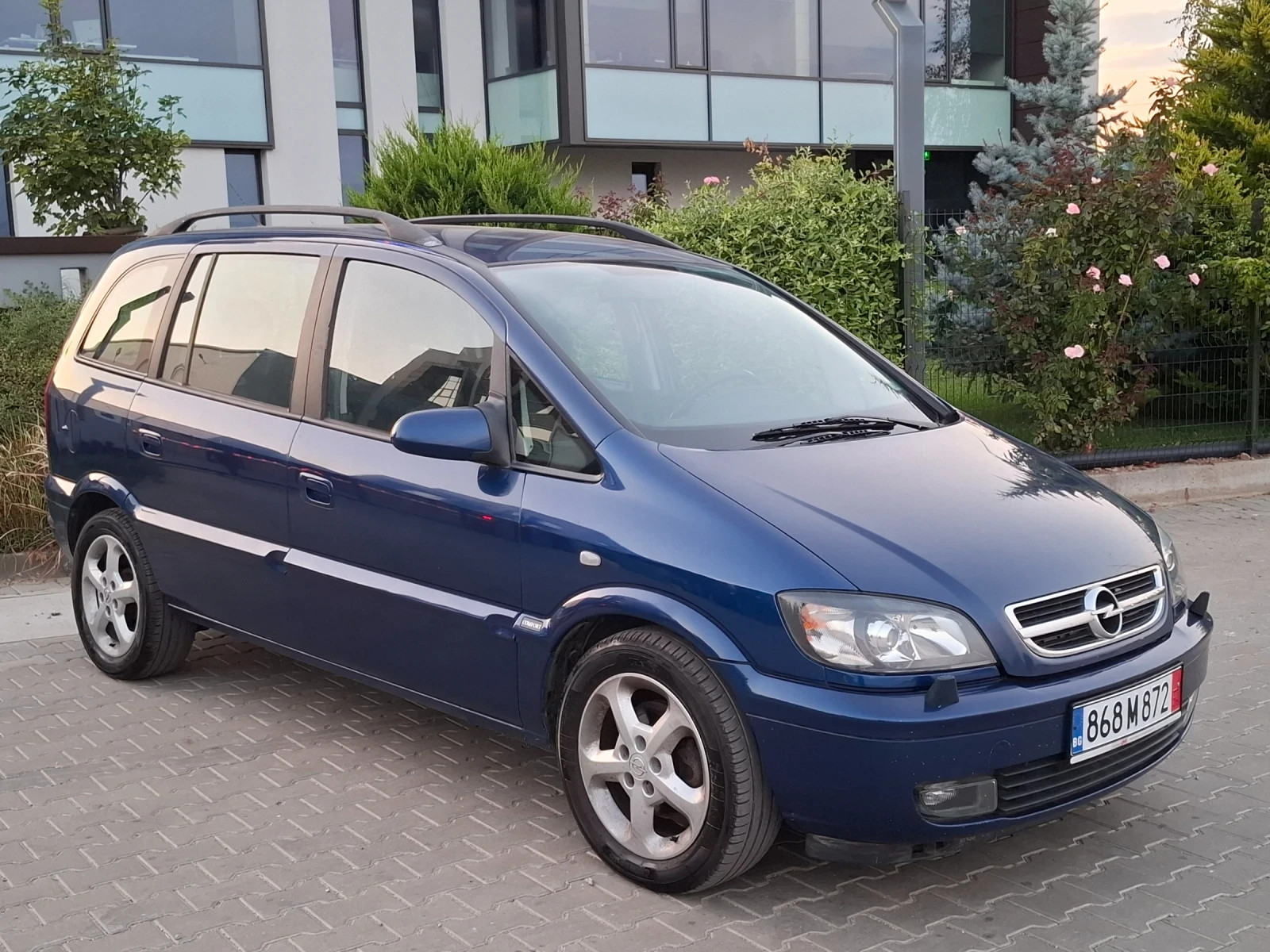 Opel Zafira 2.0DTI* (101кс)* 7-МЕСTEH* FACELIFT* НОВ ВНОС* , снимка 11 - Автомобили и джипове - 55667585