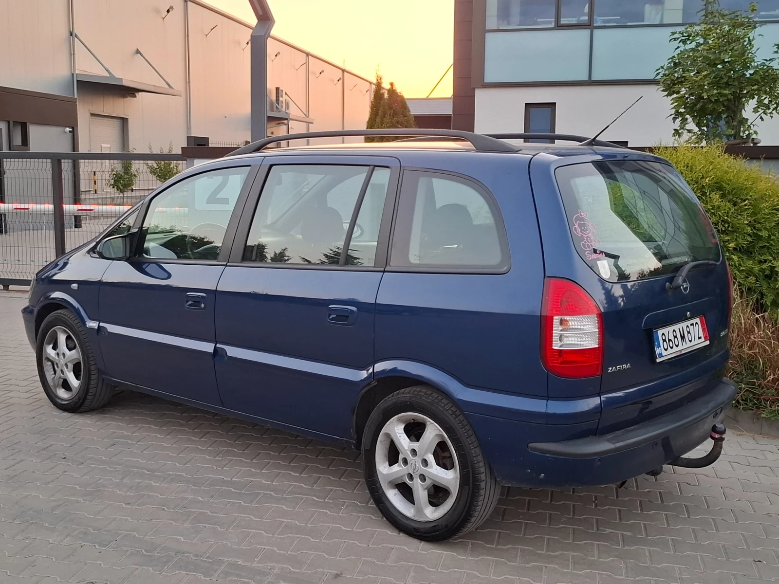 Opel Zafira 2.0DTI* (101кс)* 7-МЕСTEH* FACELIFT* НОВ ВНОС* , снимка 5 - Автомобили и джипове - 55667585