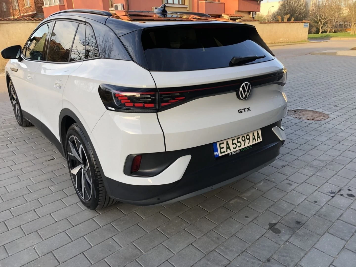 VW ID.4 GTX, снимка 4 - Автомобили и джипове - 55771565