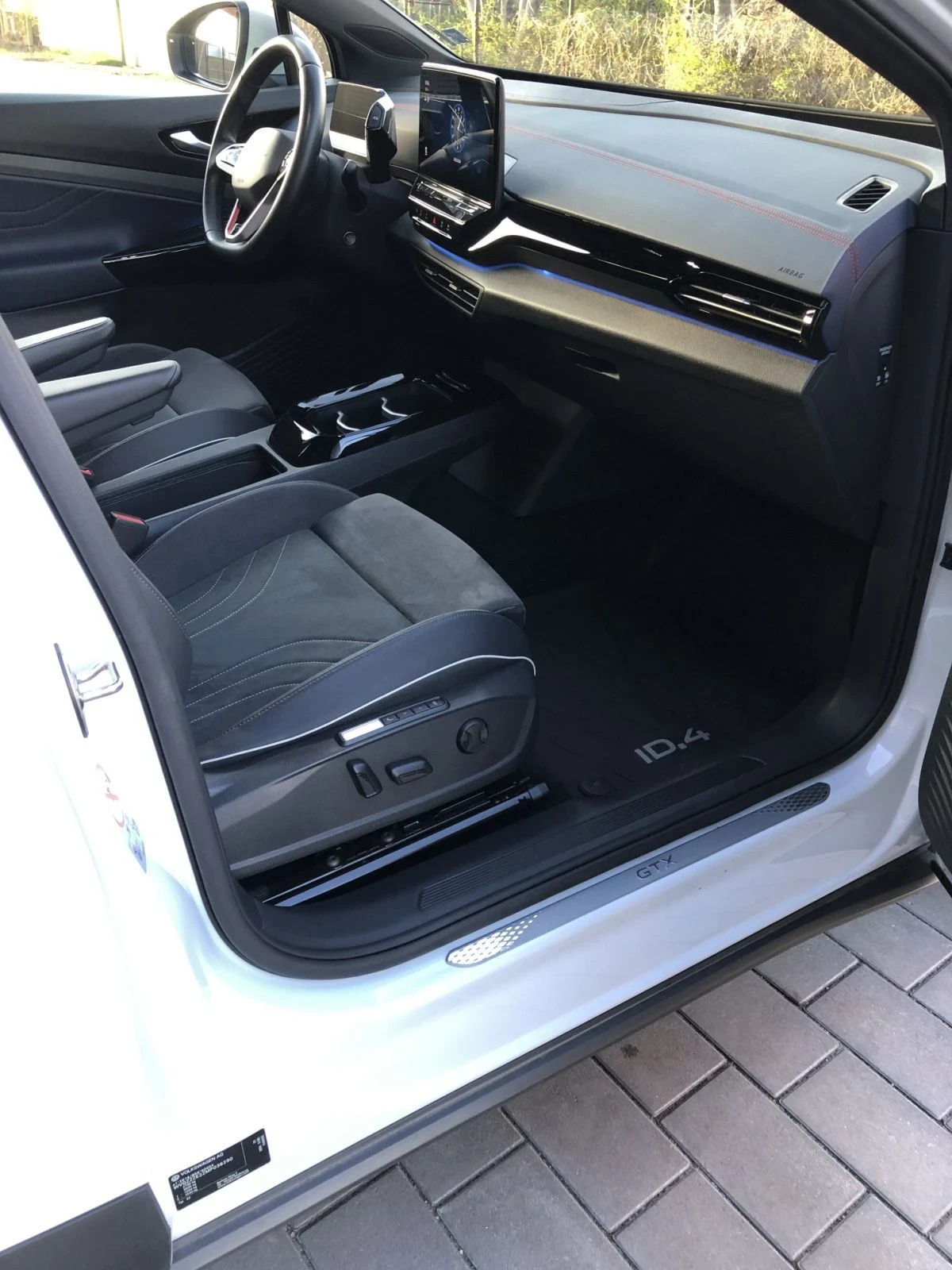 VW ID.4 GTX, снимка 6 - Автомобили и джипове - 55771565
