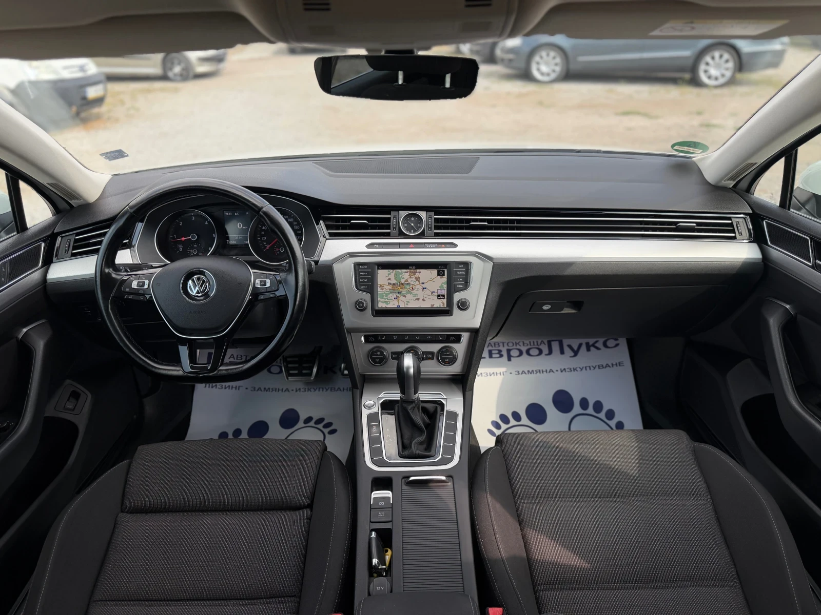 VW Passat 2.0TDI 150кс DSG FULL-LED НАВИ МАСАЖ ПОДГРЕВ, снимка 9 - Автомобили и джипове - 55912017