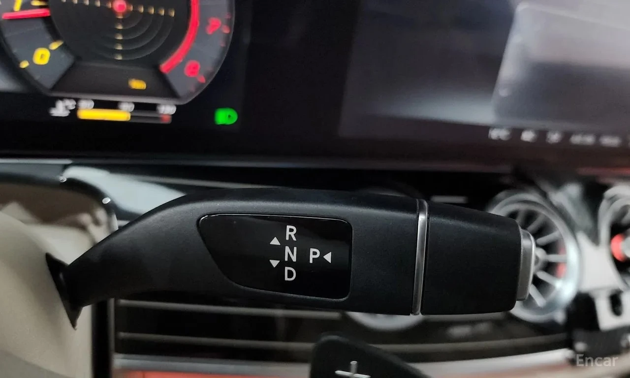 Mercedes-Benz CLS 450 DESIGNO AMG ХЕД ЪП 360 BURMESTER, снимка 9 - Автомобили и джипове - 55942117