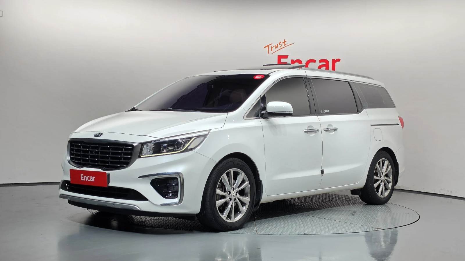 Kia Carnival 360* ��. ��������* ���* ������� �����* ������ ���� | Mobile.bg � ����������� 1