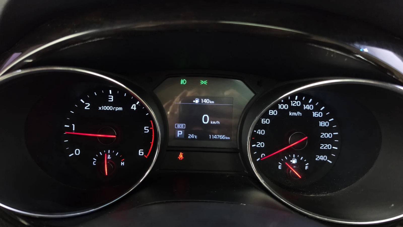 Kia Carnival 360* ��. ��������* ���* ������� �����* ������ ���� | Mobile.bg � ����������� 8