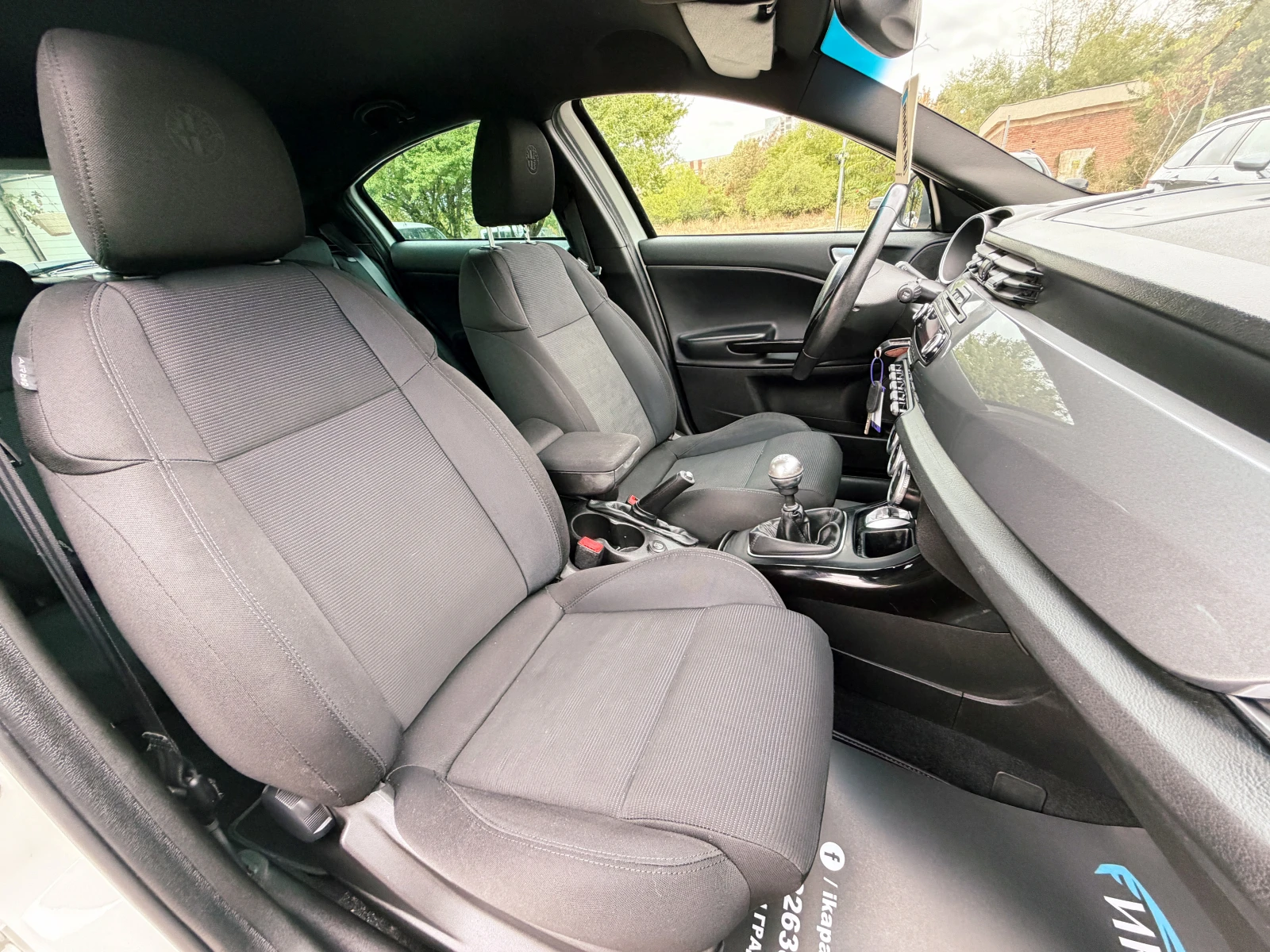 Alfa Romeo Giulietta 2.0JTDm, снимка 11 - Автомобили и джипове - 56233920