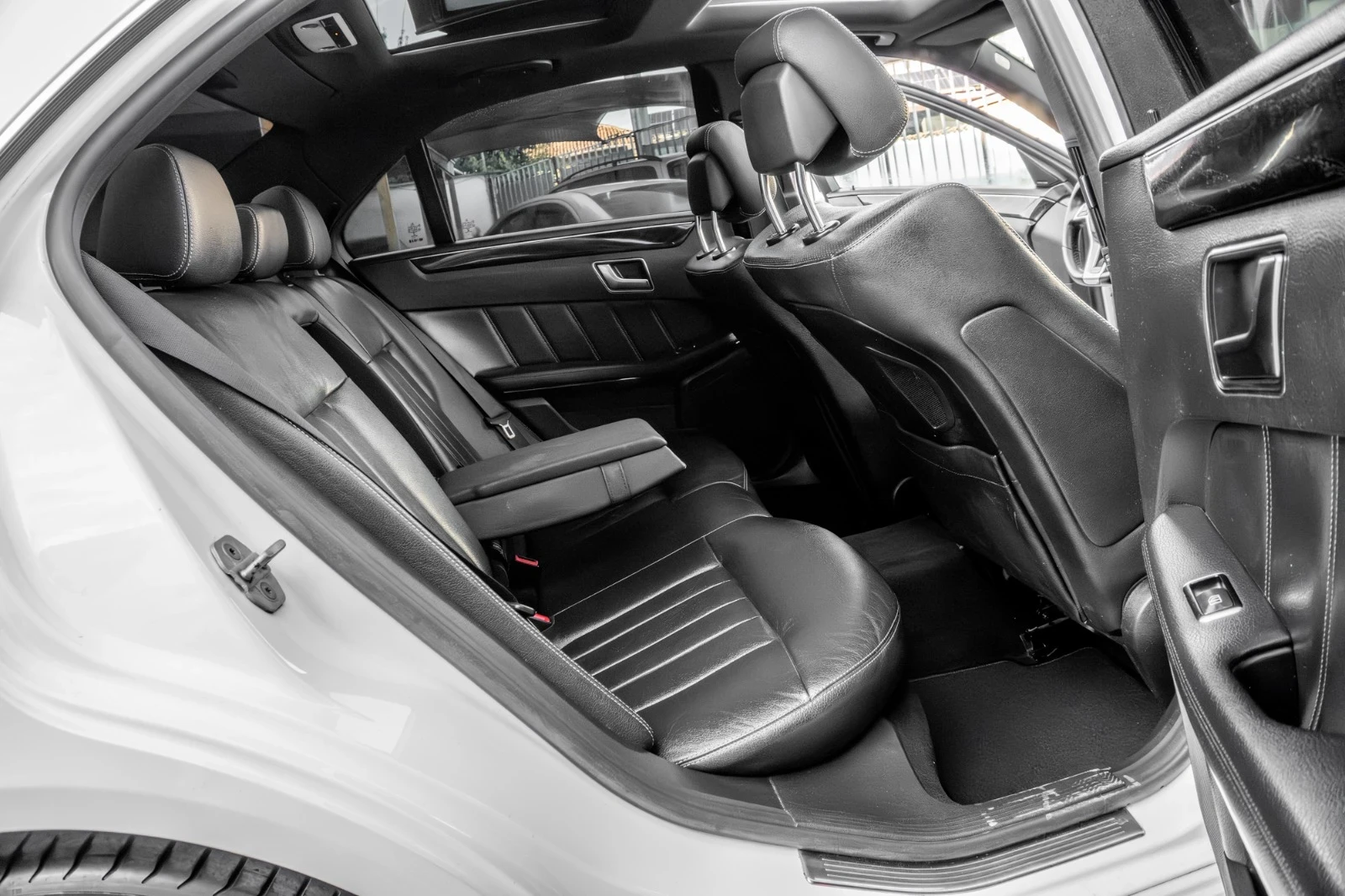 Mercedes-Benz E 350 CDI-FACE-AMG-9G-PANO-HARMAN-�����-�����-DISTR-FULL | Mobile.bg � ����������� 14