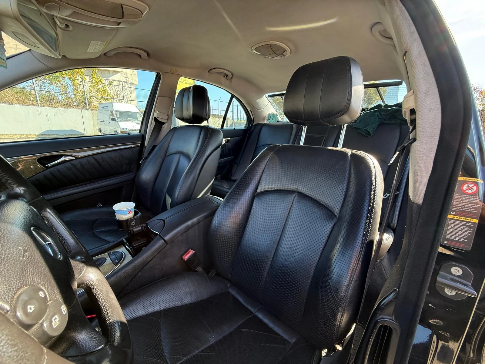 Mercedes-Benz E 320, снимка 6 - Автомобили и джипове - 56508037