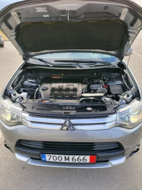 Mitsubishi Outlander 2.2 Автоматик 4WD, снимка 17