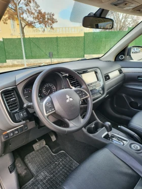 Mitsubishi Outlander 2.2 Автоматик 4WD, снимка 8