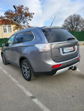 Mitsubishi Outlander 2.2 Автоматик 4WD, снимка 4