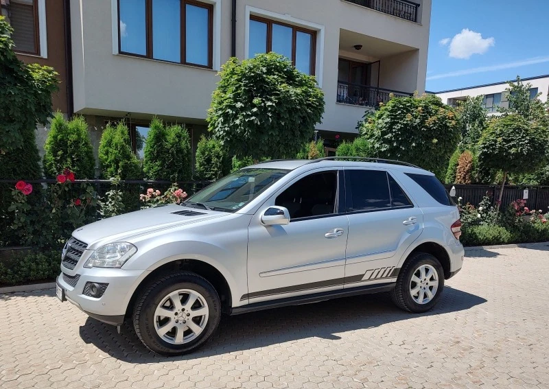 Mercedes-Benz ML 280 facelift. ОБСЛУЖЕН. НА ПРУЖИНИ, снимка 3 - Автомобили и джипове - 47034442