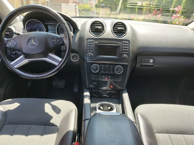 Mercedes-Benz ML 280 facelift. ОБСЛУЖЕН. НА ПРУЖИНИ, снимка 8 - Автомобили и джипове - 47034442