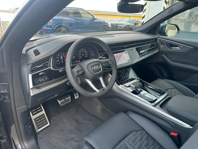 Audi RSQ8 PERFROMANCE/CERAMIC/CARBON/HEAD UP/PANO/B&O/360/, снимка 10 - Автомобили и джипове - 52377542