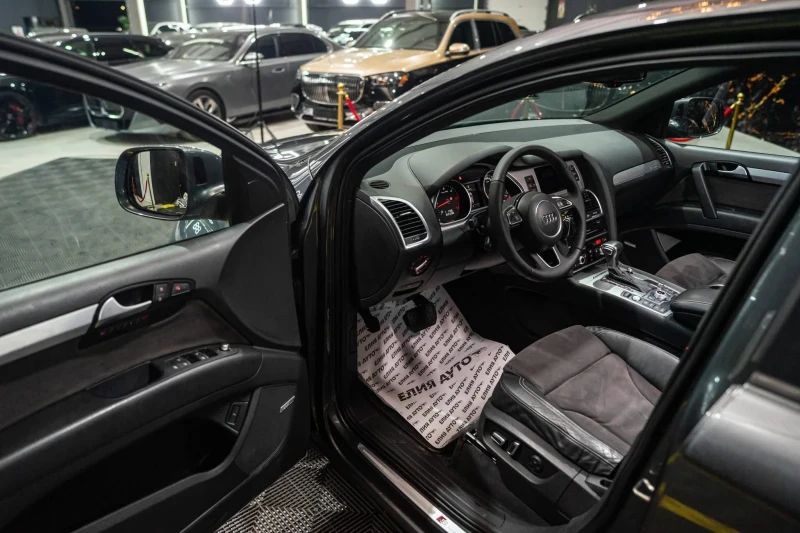 Audi Q7 3.0TDI QUATTRO V12 PACK FACE 7-МЕСТЕН ЛИЗИНГ 100%, снимка 11 - Автомобили и джипове - 53300930