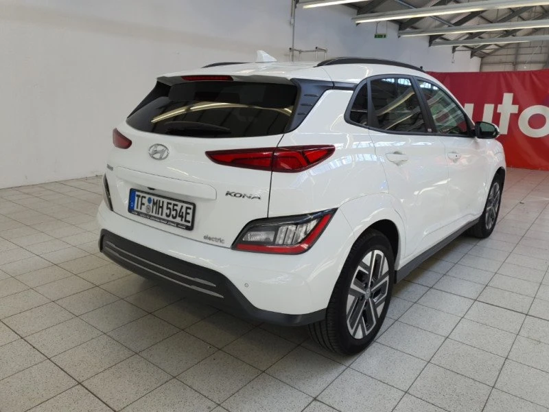 Hyundai Kona 64KWh/FACE/ГАРАНЦИЯ SOH100% /BLUELINK - изображение 4
